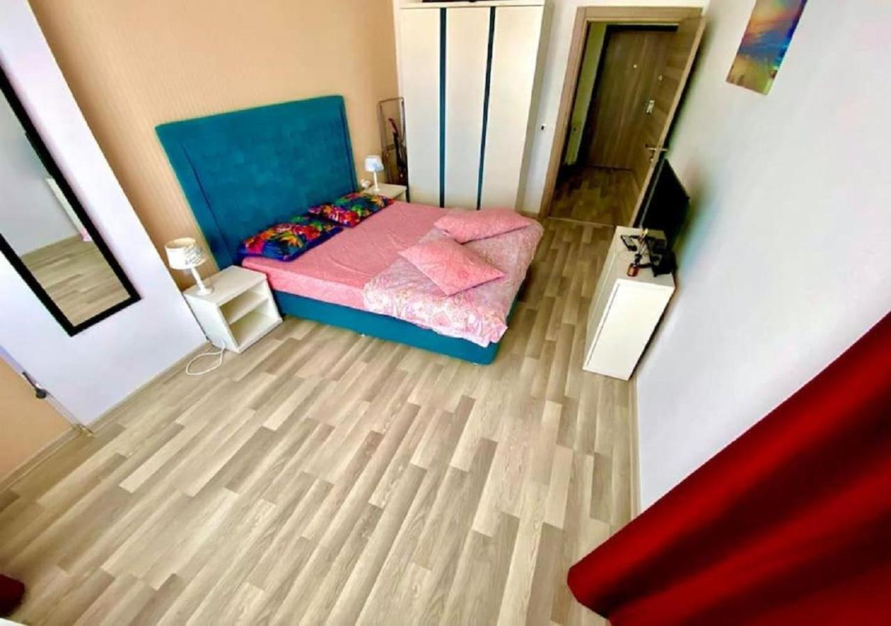 Blue Sky Summerland Apartman Mamaia Kültér fotó